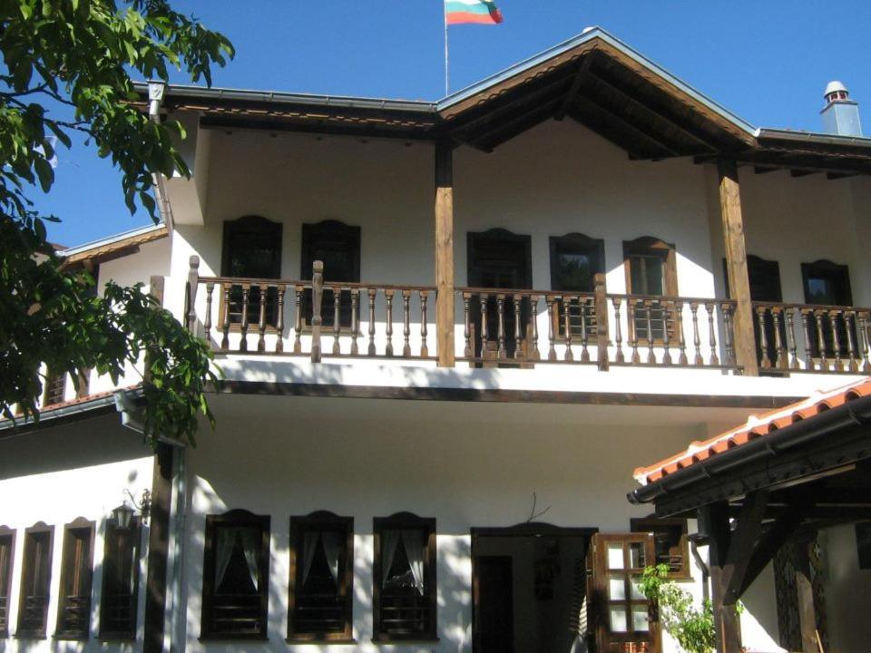Комплекс Водопада Hotel Khrabrino Kültér fotó